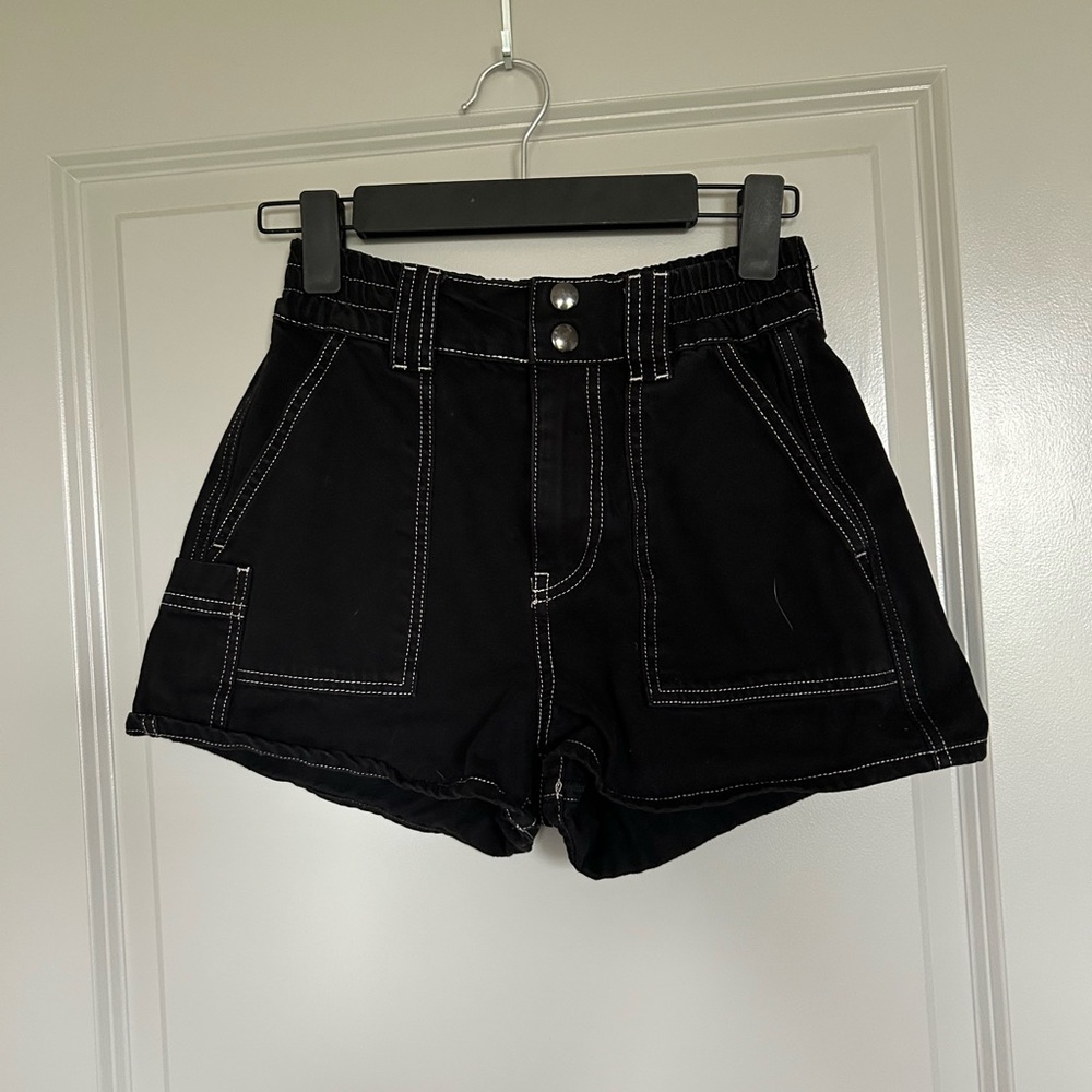 BDG urban outfitters black Women's Cargo Skate Shorts - Picture 2 of 5